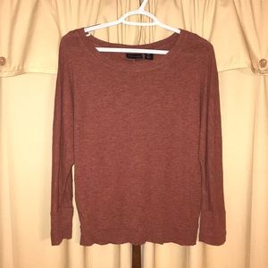 Adrienne Vittadini long sleeve burgundy top